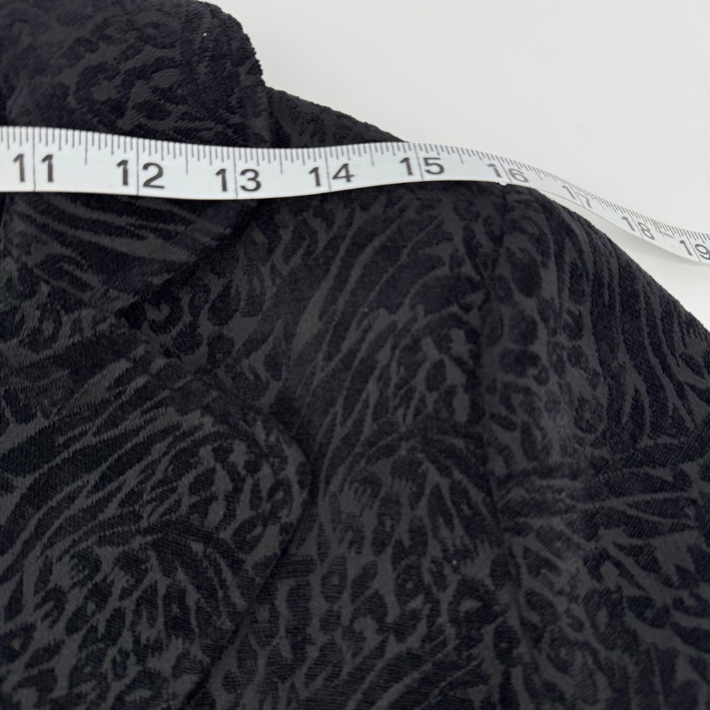 Chico's Black Velvet Animal Print Coat 1 M Whimsigoth Goth Witchy Dark Romantic - Picture 6 of 13